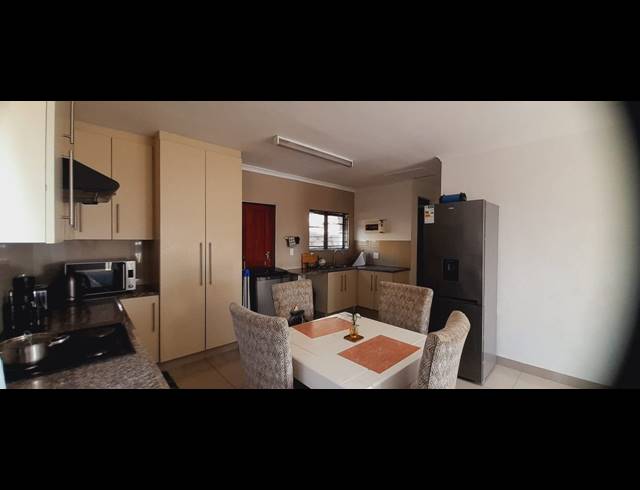 3 BEDROOM HOUSE FOR SALE IN NORTHDENE